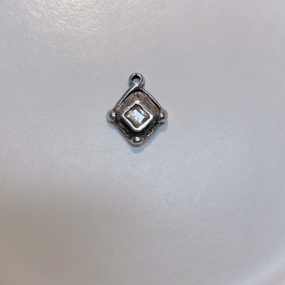 Lee Brevard earring